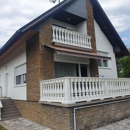 Wolf Vendeghaz Villa Balatonkeresztur Ngoại thất bức ảnh