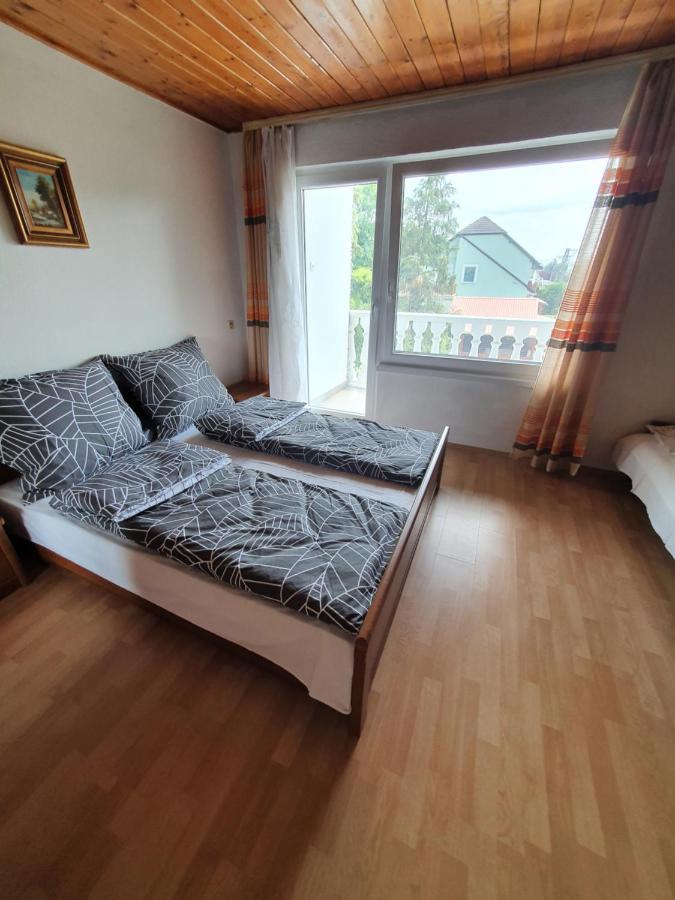 Wolf Vendeghaz Villa Balatonkeresztur Ngoại thất bức ảnh